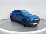 Used 2021 Chevrolet TrailBlazer LT w/ Premium Seating Package image 2
