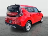 Certified 2023 Kia Soul LX image 4