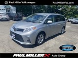 Used 2020 Toyota Sienna LE image 1