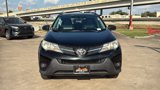 Used 2013 Toyota RAV4 LE image 2