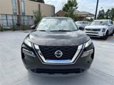 Used 2021 Nissan Rogue SV image 2