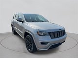 Used 2020 Jeep Grand Cherokee Altitude image 3