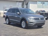 Used 2020 Volkswagen Tiguan S image 2