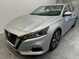 Used 2021 Nissan Altima 2.5 SV image 2