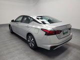 Used 2021 Nissan Altima 2.5 SV image 5