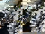 Used 2017 Ford Fusion SE image 3