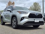 Used 2020 Toyota Highlander XLE image 2