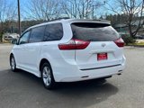 Used 2018 Toyota Sienna LE image 4
