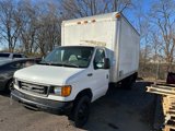 Used 2004 Ford E-350 and Econoline 350 Super Duty image 3