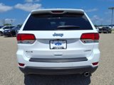 Used 2021 Jeep Grand Cherokee Laredo image 4