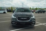 Used 2023 Chrysler Pacifica Touring-L image 2