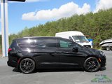 Used 2024 Chrysler Pacifica Touring-L w/ S Appearance Package image 6