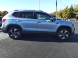 New 2024 Volkswagen Taos SE image 4