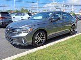 Used 2024 Volkswagen Jetta Sport image 3