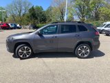 Used 2022 Jeep Cherokee Limited w/ Elite Package image 2