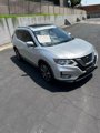 Used 2018 Nissan Rogue SL w/ Premium Package image 4