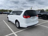 Used 2017 Chrysler Pacifica Touring-L image 5