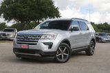Used 2018 Ford Explorer XLT image 2