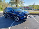 Used 2020 Toyota Highlander XLE image 2