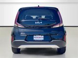 Used 2023 Kia Soul LX w/ LX Technology Package image 6