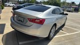 Used 2018 Chevrolet Malibu LT image 4