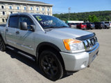 Used 2015 Nissan Titan SV w/ SV Value Truck Package image 4