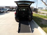 Used 2019 Toyota Sienna L image 2