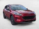 Used 2022 Ford Escape SE image 3