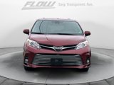 Used 2018 Toyota Sienna XLE image 2