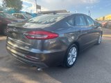 Used 2019 Ford Fusion SE image 4