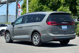 Used 2023 Chrysler Pacifica Limited image 6