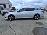 Used 2020 Nissan Altima 2.5 SV image 2