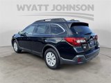 Used 2018 Subaru Outback 2.5i Premium image 3