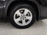 Used 2020 Toyota Highlander LE image 4