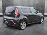 Used 2016 Kia Soul + image 5