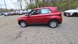 New 2025 Hyundai Venue SE image 3