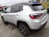 New 2025 Jeep Compass Limited image 3