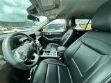 Used 2021 Ford Explorer XLT w/ Equipment Group 202A image 2