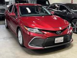Used 2021 Toyota Camry LE image 3