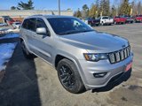 Used 2018 Jeep Grand Cherokee Altitude image 4