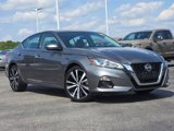 Used 2019 Nissan Altima 2.5 Platinum image 2
