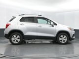 Used 2020 Chevrolet Trax LT w/ LT Convenience Package image 4