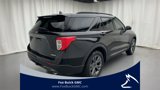 Used 2022 Ford Explorer XLT w/ Equipment Group 202A image 3