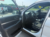 Used 2018 Ford Explorer XLT image 6