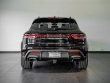 Certified 2024 Porsche Macan image 4