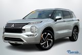 Used 2022 Mitsubishi Outlander SEL image 3
