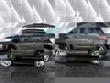 New 2025 Jeep Grand Cherokee Laredo image 3