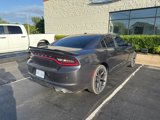 Used 2019 Dodge Charger SXT image 2