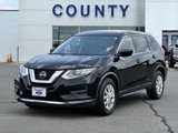 Used 2018 Nissan Rogue S image 2