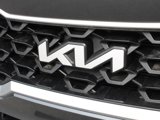 Used 2023 Kia Sorento LX image 3